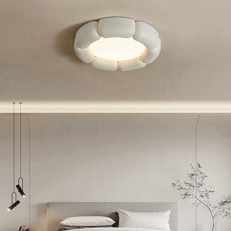 Metal and Acrylic LED Flush Mount Contemporary Round Ceiling Flush