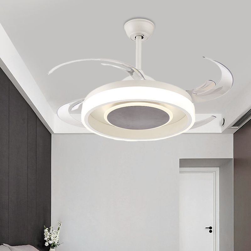 Éventail de ventilateur de pendentif à LED blanc de 42 "Légneur de pendentif à LED de large
