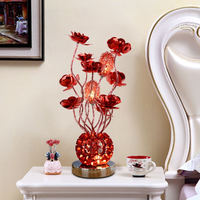 Lampada da notte decorativa globale Lampada da scrivania a LED in alluminio con bastone curvo con decorazioni in rosa in rosso