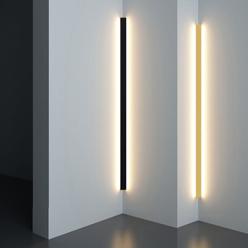 Linear Shape Metal Wall Light Modern Style 1 Light Wall Sconce Light