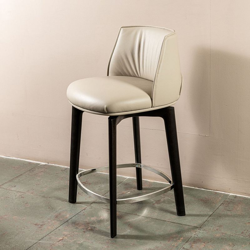 Scandinavian Solid Wood Bar Stools Indoor Stool with Footrest