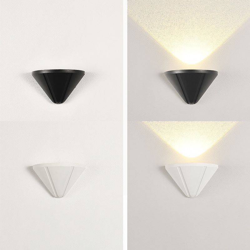 Modern Style Triangle Wall Sconce Metal 1 Light Sconces for Outdoor