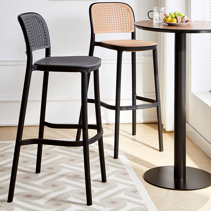 Modern Style Plastic Counter Stool Low Back Barstool with Footrest