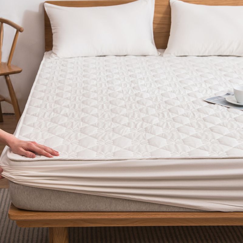 Quilted Fitted Sheet Solid Polyester Fade Resistant Non-Pilling White Fitted Sheet