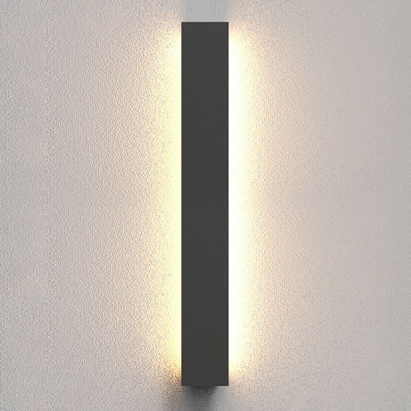 Metal Linear Shade Wall Sconce Modern Style 1- Light Wall Mounted Light in Black