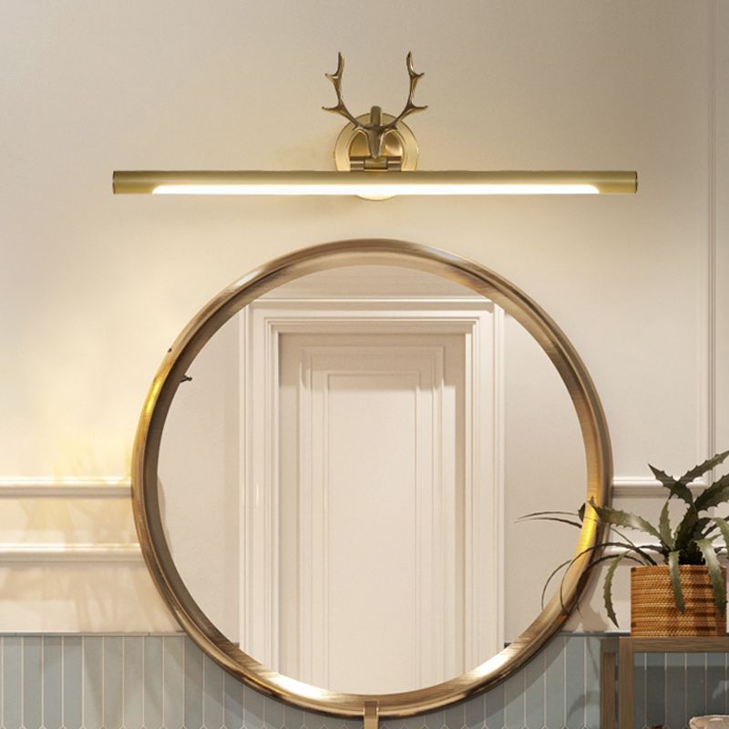 Gold Bar Wall ijdelheid SCONCE LICHT Minimalistische LED metalen wand gemonteerde lamp met gewei -arm