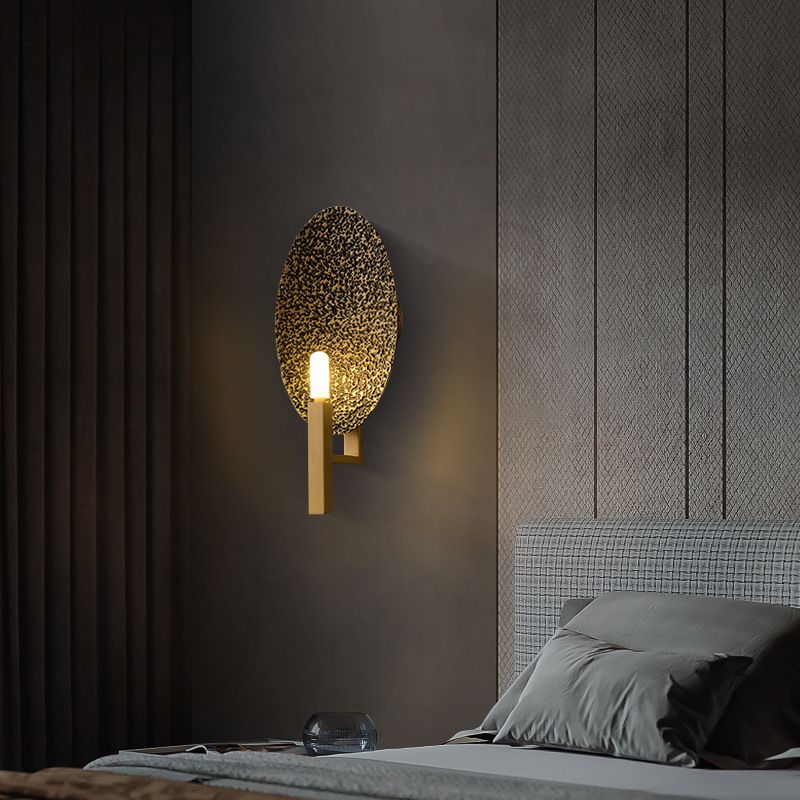 Modern Wall Mounted Light 1 Light Metal Flush Mount Wall Sconce in Gold Finish