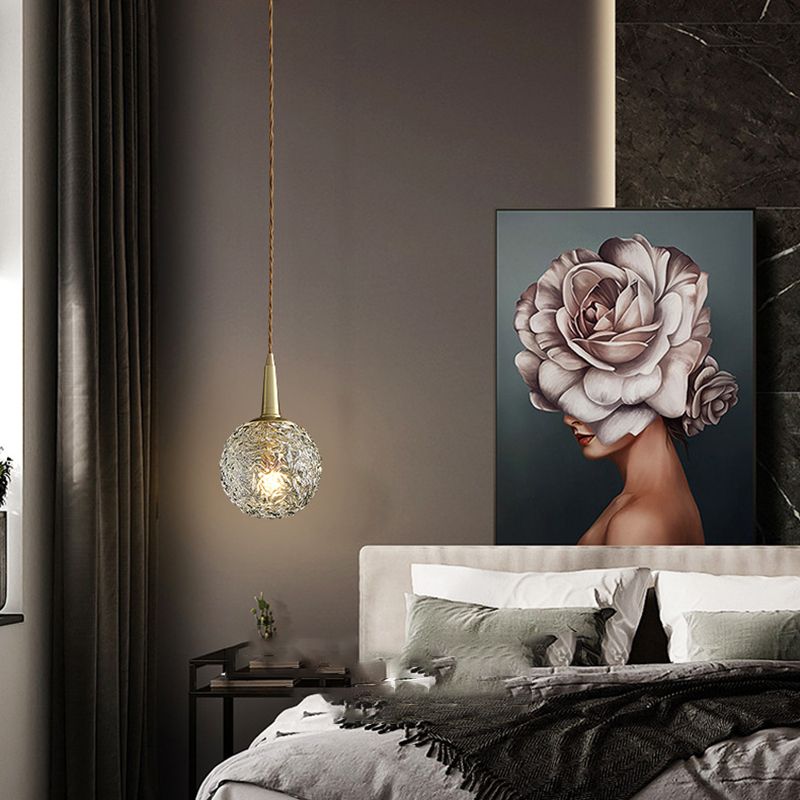 Kugelförmige Nachtpendel -Lampe Kristall 1 Kopf Minimalistisch hängende Licht in Gold