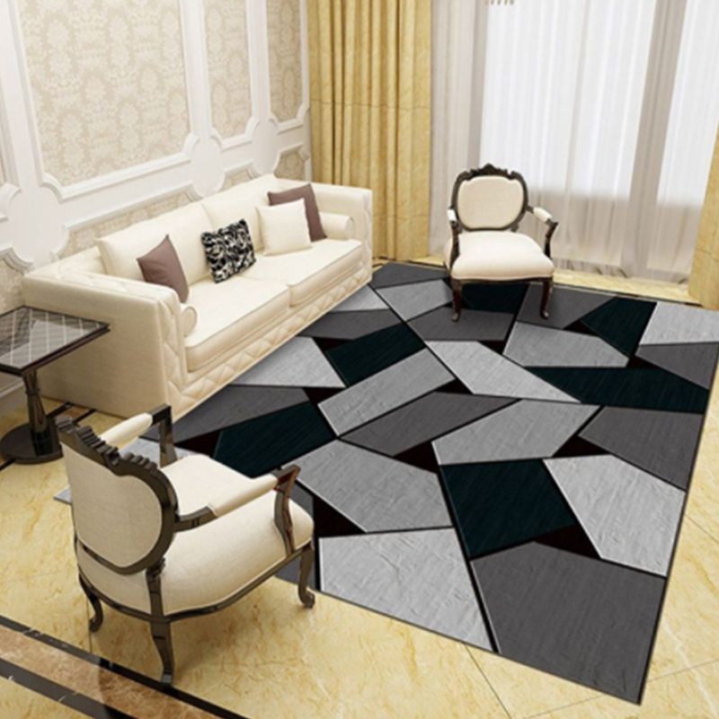 Black Rhombus Print Rug Polyester Modern Rug Non-Slip Backing Rug for Home Decor