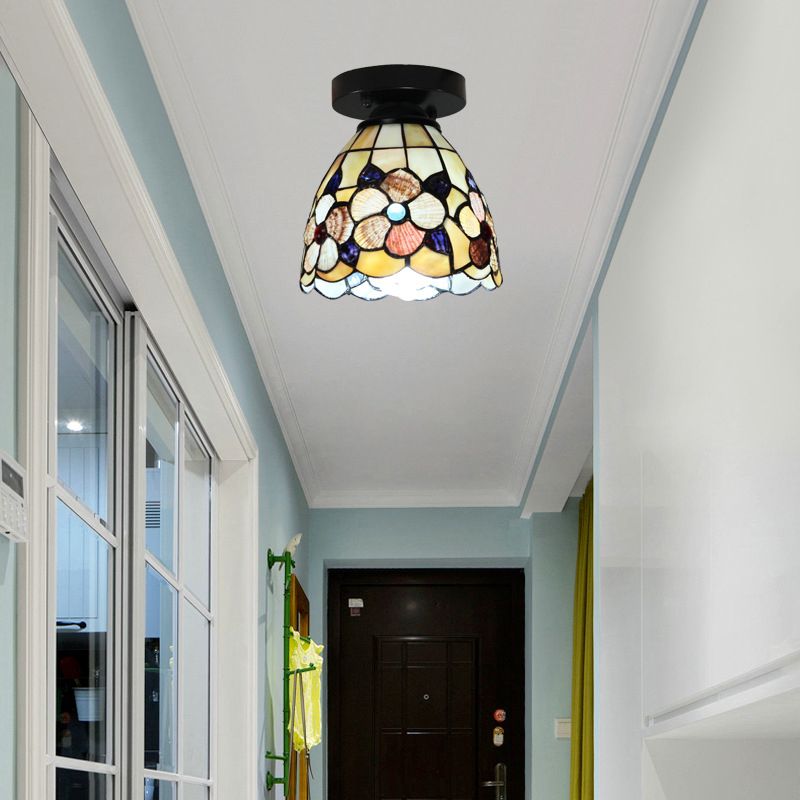 Tiffany Style Domed Ceiling Light Stained Glass 1 Bulb Flush Mount Ceiling Light with Flower Pattern in Black/Chrome Finish