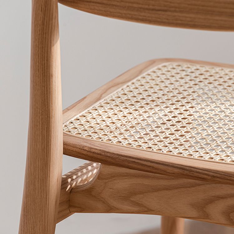 Silla de comedor de estilo escandinavo de ratán de madera, silla lateral de comedor con respaldo abierto