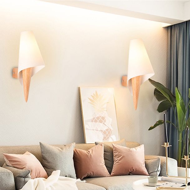 Creative Wooden Wall Lamp 1 Head Glass Shade Wall Sconce for Corridor Bedroom
