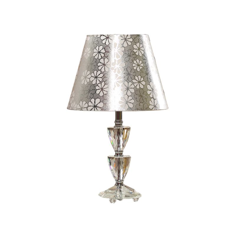 Globe Crystal Globe / Triangle de type triangle Light Moderne 1 lampe de nuit en bulbe en blanc / argent avec une teinte conique