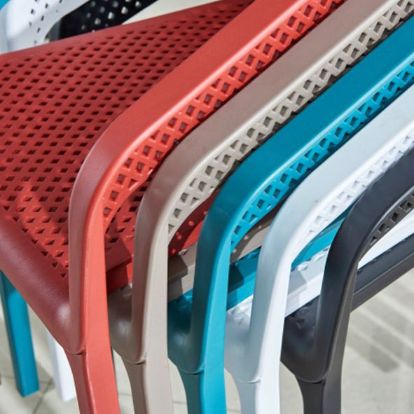 Ensemble de chaises de cuisine à manger avec bras arrière solide, chaises en plastique de style contemporain