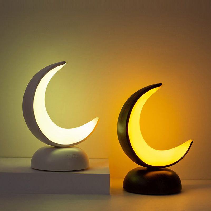 Croissant en forme d'arôme LED lampe nordique en plastique Nordic Plastic Table Light avec cordon de chargement USB