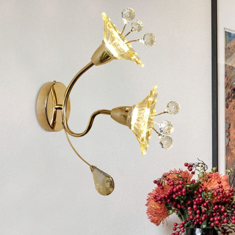 Lámpara de pared de oro de cristal transparente Sombra Tombre de margarita 2 bombillas Luz de apliques tradicional para la cama