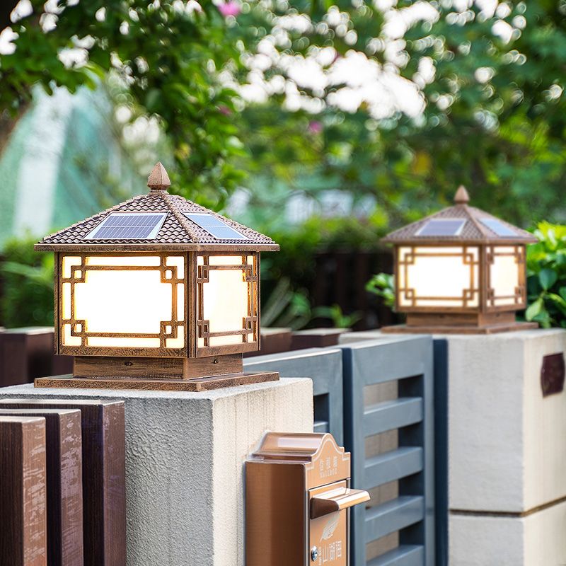 Contemporary Pillar Lighting Fixture Minimalist LED Solar Lamp for Garden