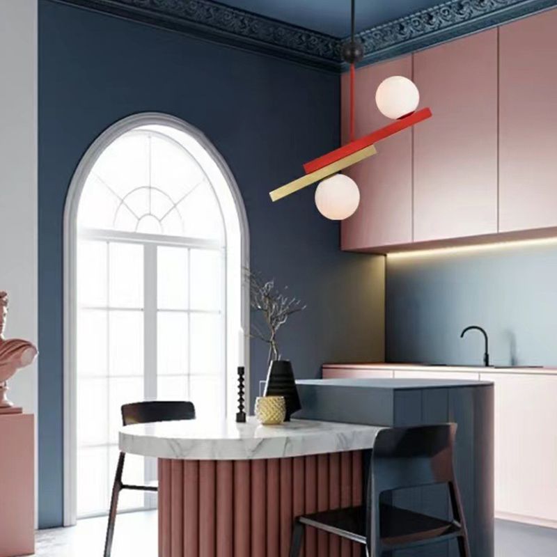 Pendentif en forme de globe coloré