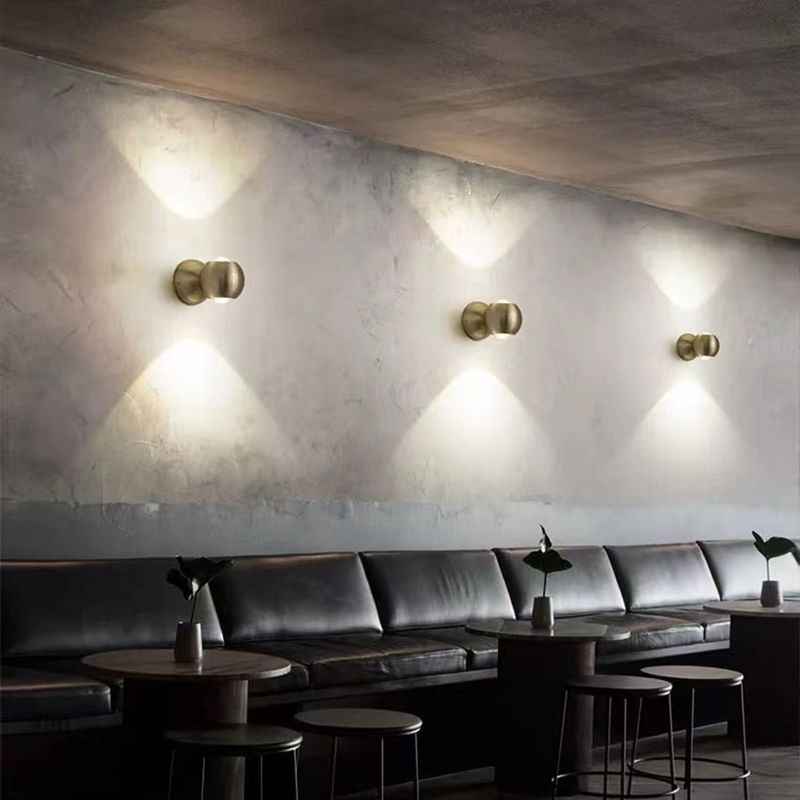 Adjustable Wall Light Fixture Modern Metal Wall Sconce Light