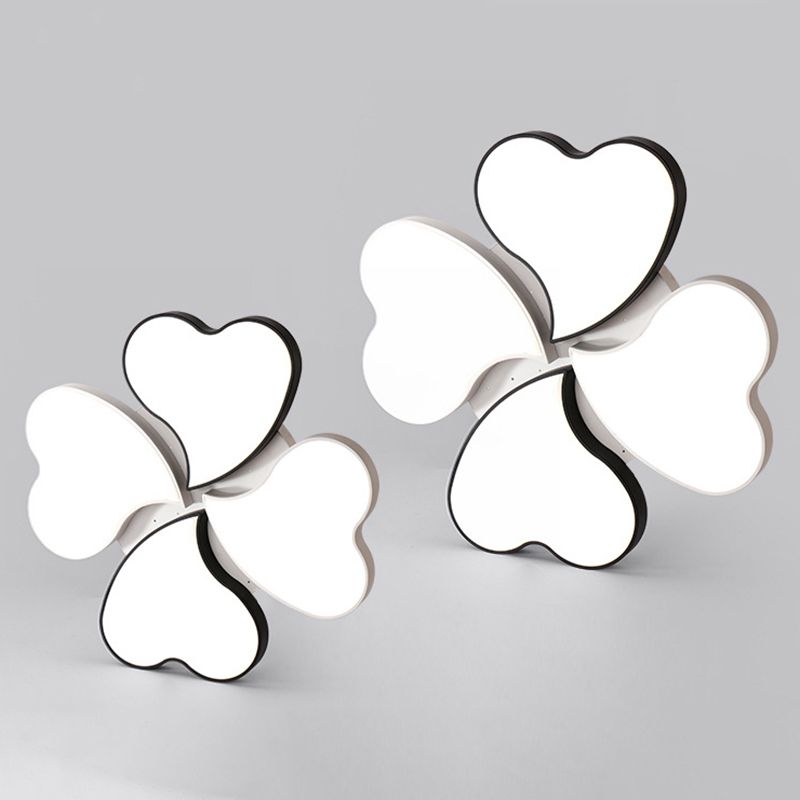 Moderne minimalistische LED Deckenleuchte Schmiedeeisen Herz-Shaped Flush Mount mit Acryl-Farbton