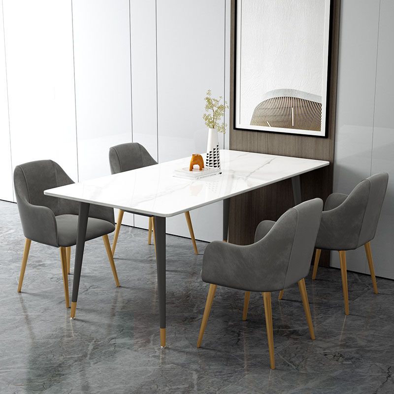 El comedor del metal del estilo nórdico preside la butaca lateral tapizada para el uso del restaurante