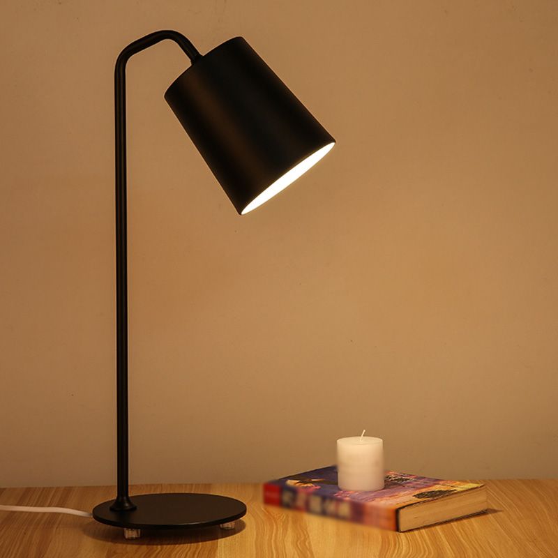 Cylindrical Bedside Reading Book Lamp Metal 1 Head Macaron Style Table Light