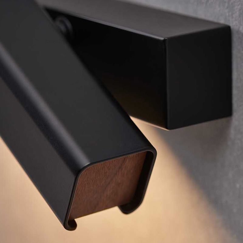 Modern Style Wall Mounted Lighting 1-Light Metal Wall Lamp for Bedroom