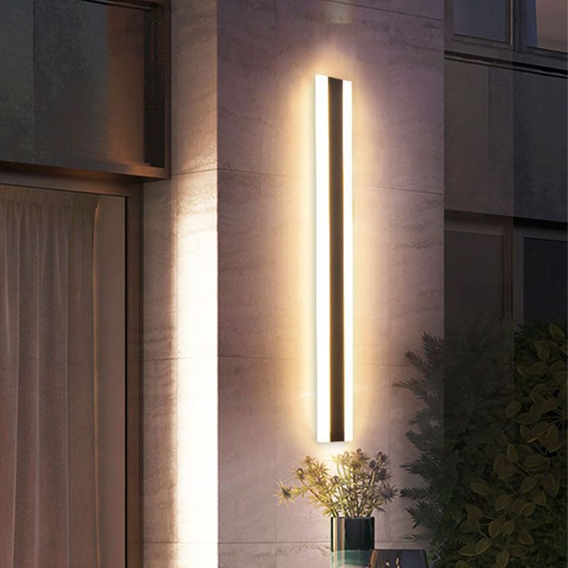 Linear Wall Lighting Simplicity Metal 1 Light Wall Sconces in Black