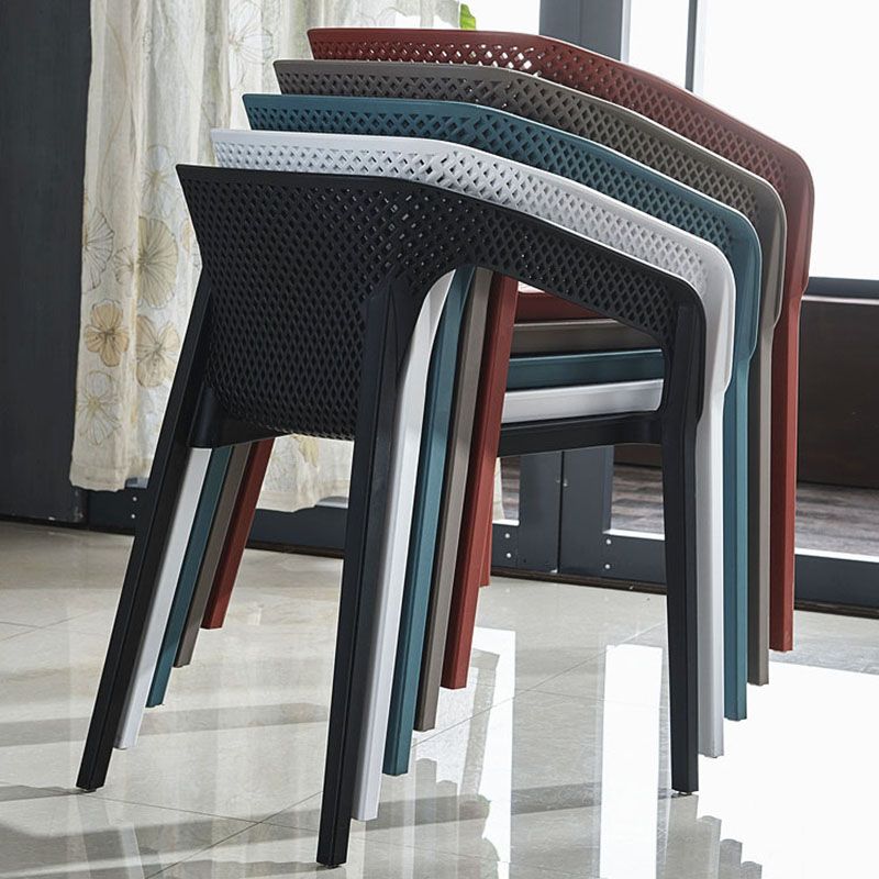 Sillas apilables modernas que cenan el sillón con las piernas plásticas para la cocina