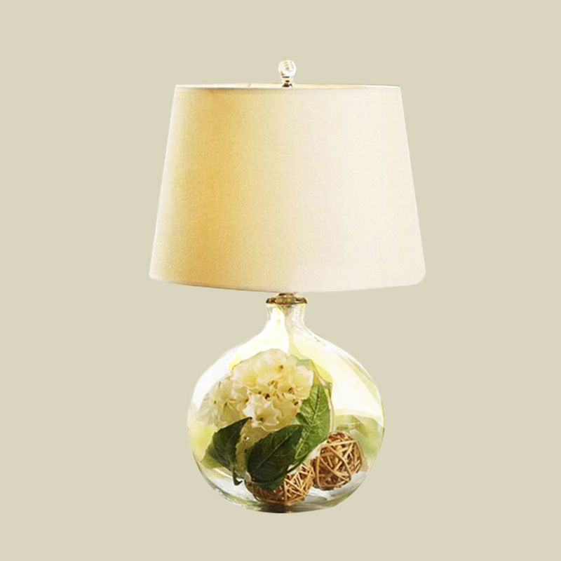 Tela blanca nocturna lámpara de noche industrial de 1 luces cónicas con flores y decoración de bola de ratán