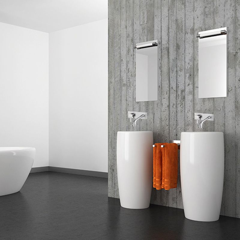 Glam Style Faucet Single Handle Wall Mounted Faucet for Bathroom