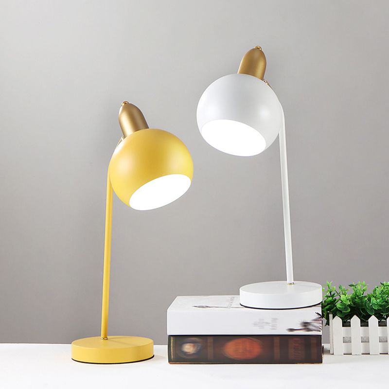 Lampe à table simple de table nordique moderne