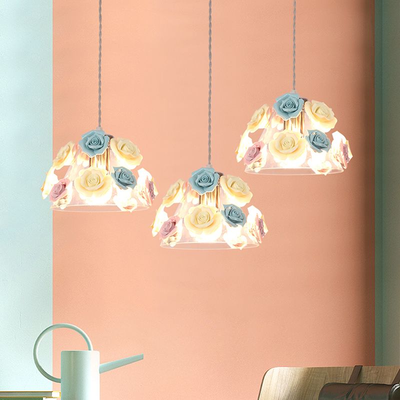 Rosenkeramik-Suspension leichter pastoraler Esszimmer Anhängerleuchte in rosa-blau