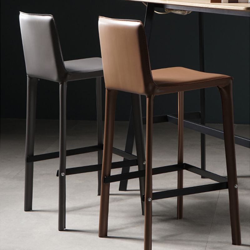 Modern Bar Stool Leather Counter Bar Stool with Metal Legs for Indoor Use