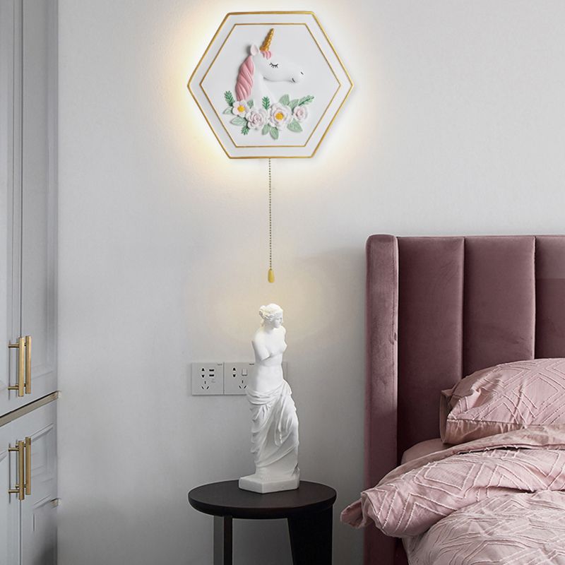 Modern Style Hexagonal Shape Wall Sconce Metal 1 Light Wall Lighting for Bedroom