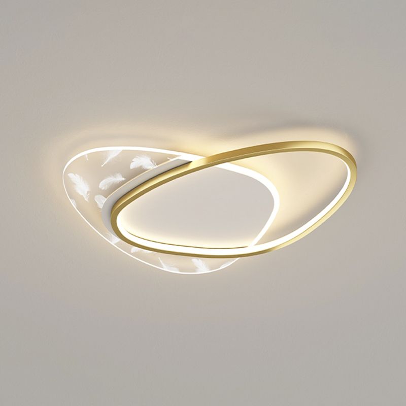 Gouden geometrische LED-plafondlamp in moderne creatieve stijl veren acryl semi-inbouwmontage voor woonkamer