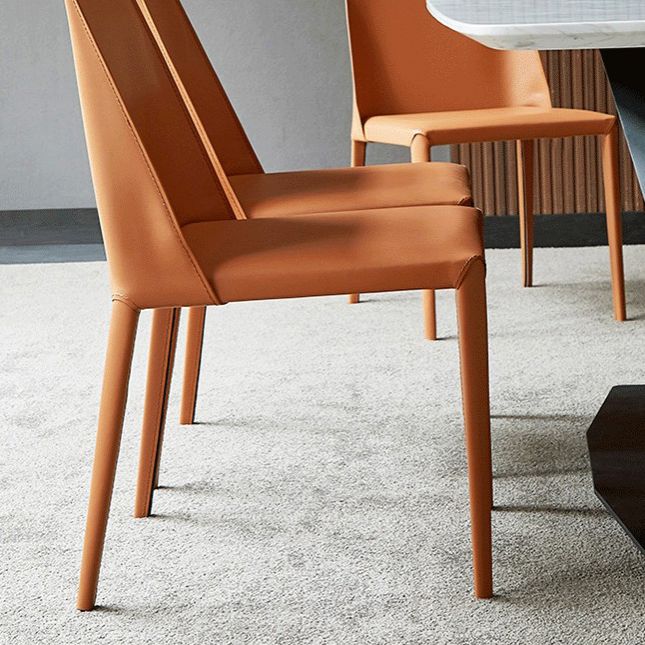 Chaise de salle à manger moderne de 18 po de large, à dossier solide, avec 4 pieds, pour un usage domestique