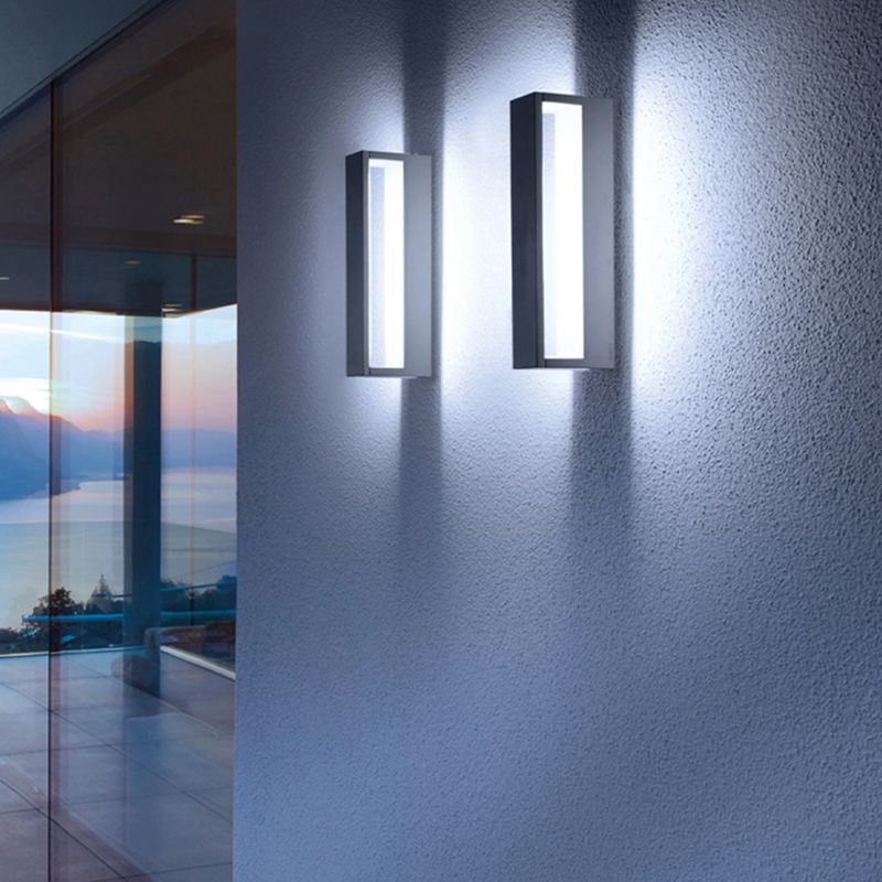 Minimalism Wall Sconce Metal Outdoor Sconce Light Fixture for Courtyard