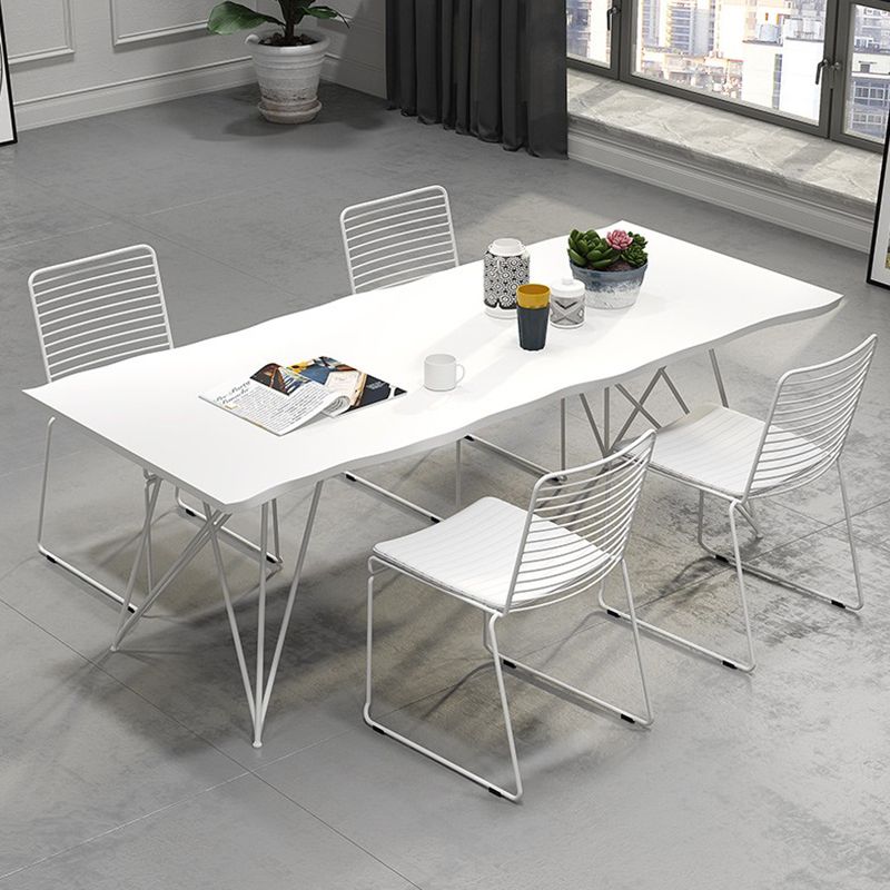 Mesa de comedor de rectángulo de lujo tradicional pino mesa de madera maciza con 4 patas