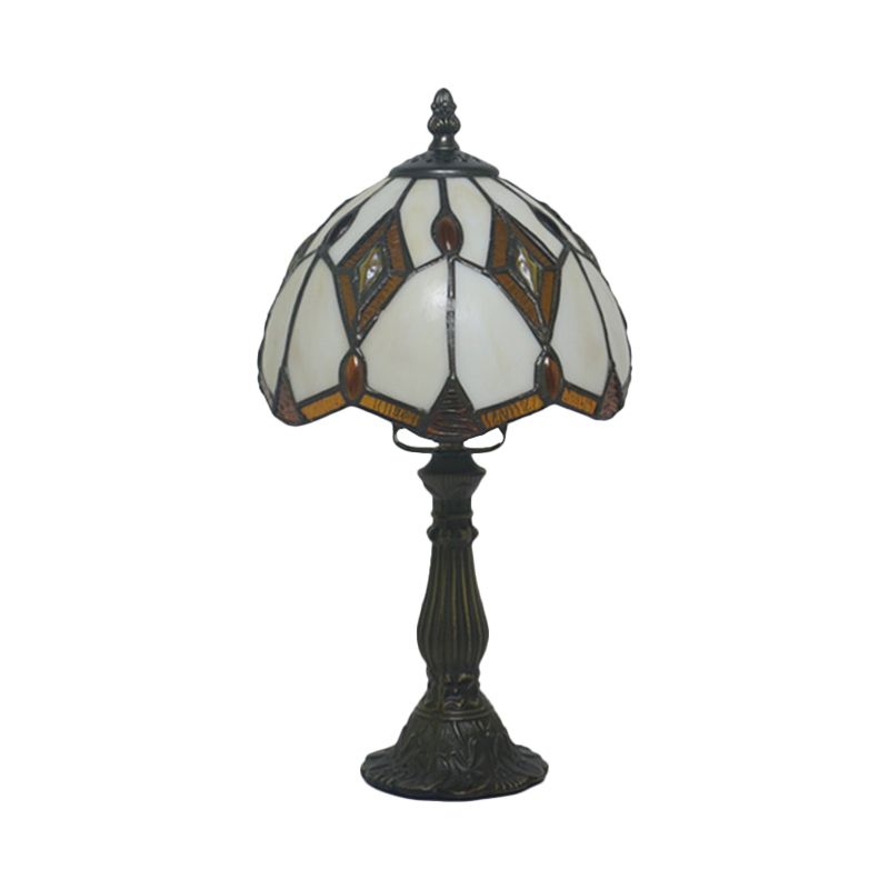 Lampada da scrivania a cupola in bronzo Mediterraneo 1 luce Lampada notturna con motivo a rombi in vetro beige