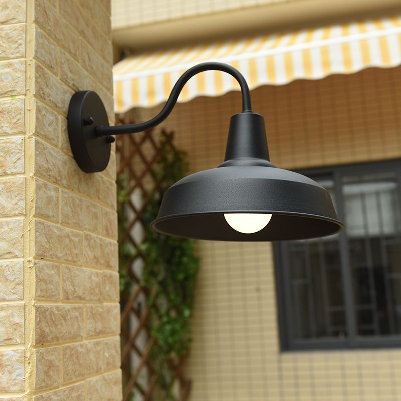 Illuminazione da parete in metallo Apparecchiatura ombreggiata per la parete industriale illuminazione per esterni