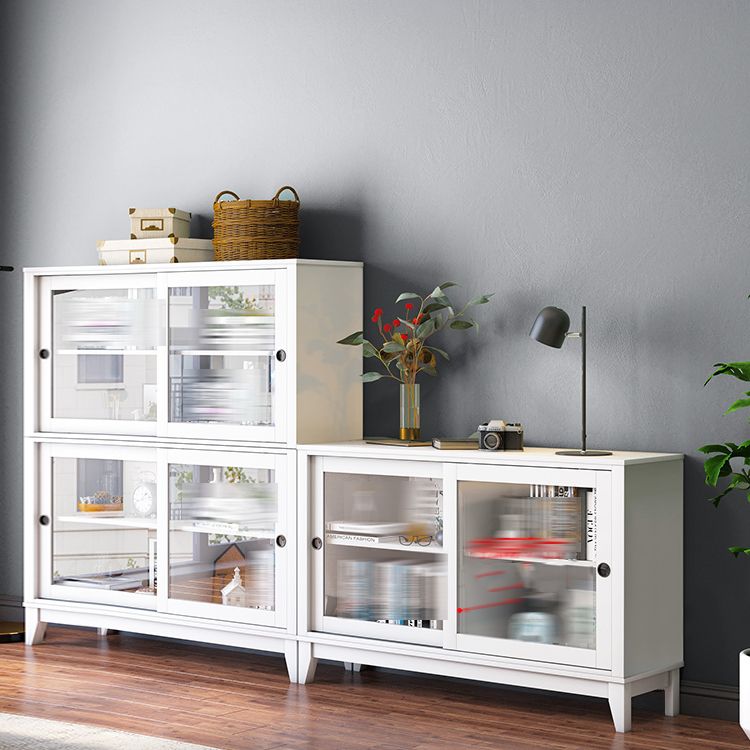 Wooden Standard Bookcase Contemporary Closed Back Bookcase with Door for Office