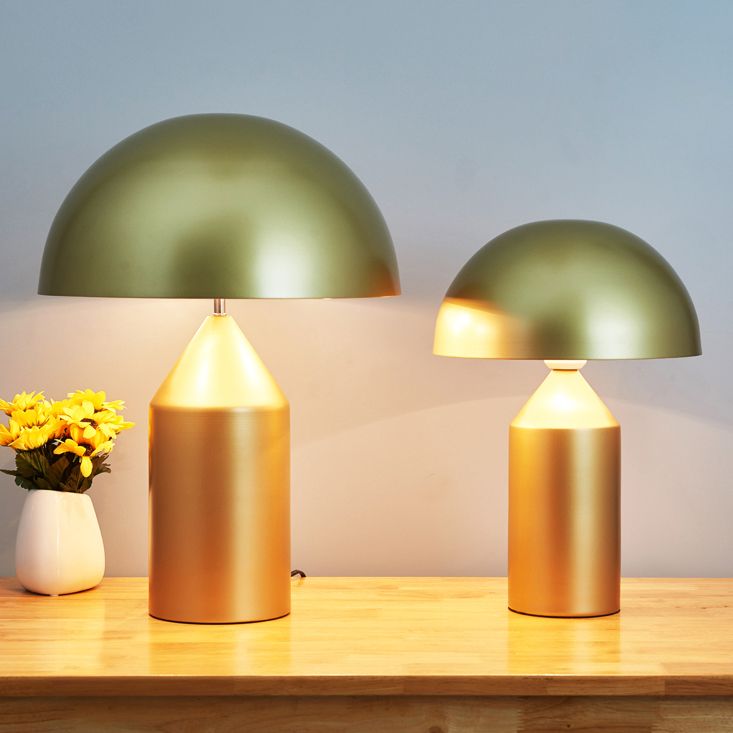 Metal Dome Form Table Light Simplicity Style LED -Nachttischlampe