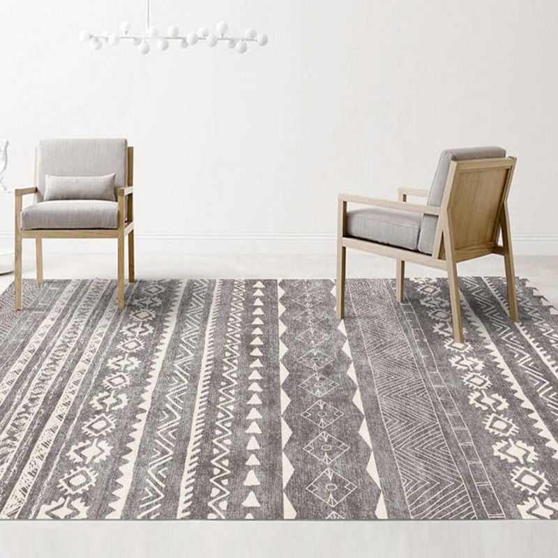 White Geometric Scheme Rug Polyester Casual Rug Washable Rug for Living Room