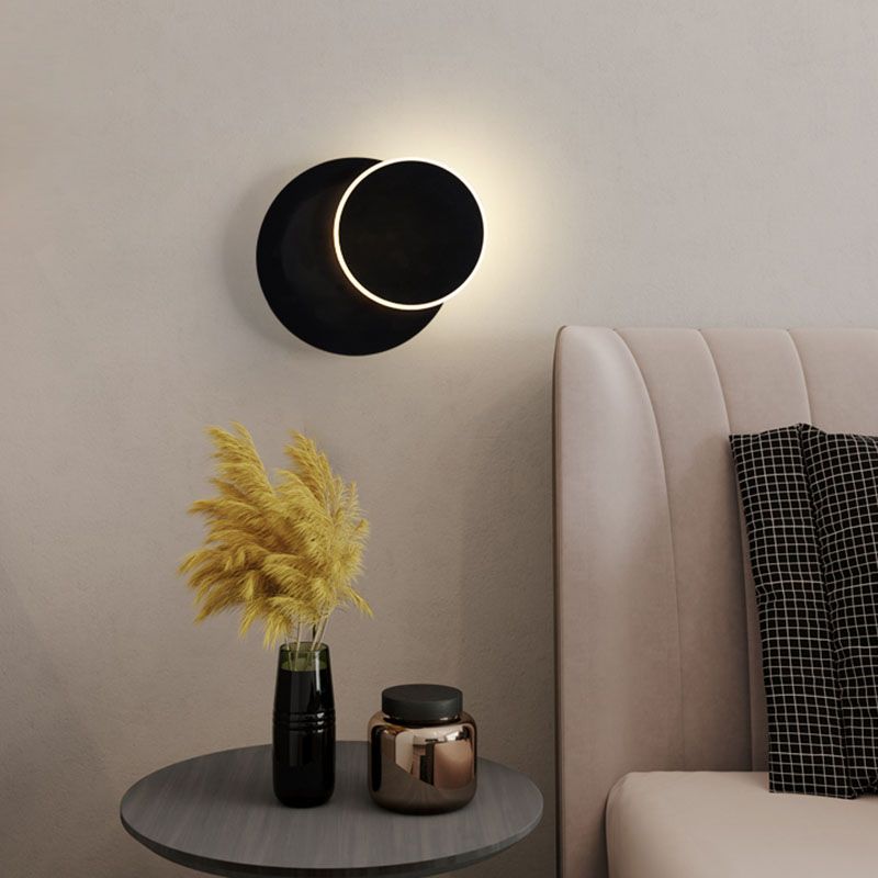 Lámpara de pared LED circular acrílica en estilo creativo moderno de hierro forjado aplastador de pared rotatable para dormitorio