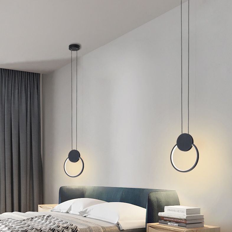 Minimalismus -LED -Pendellichtkit Black Geometrisches hängendes Lichtkit mit Metallschatten