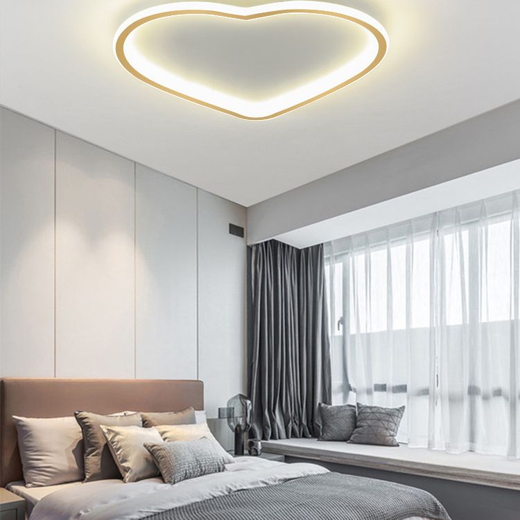 Plafonnier LED minimaliste moderne en aluminium en forme de cœur avec abat-jour en acrylique