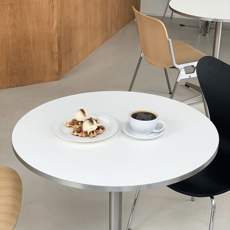 Modern MDF Round Dining Table Standard White Dining Table with Pedestal Base