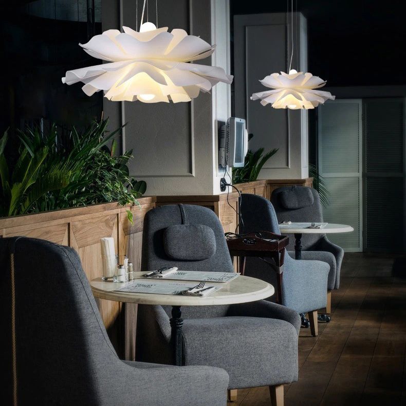 Modern Minimalist Style Blossoming Flower Hanging Pendant Lights Metal 2 Lights Pendant Light for Living Room