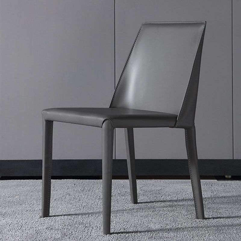 Eigentijdse massieve rugarmloze zijstoelen lederen eetkamerstoelen voor keuken